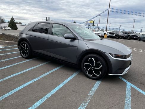 Certified 2022 Hyundai Ioniq 5 SEL w/ Cargo Package image 7