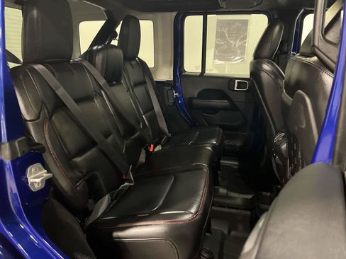 Used 2019 Jeep Wrangler Unlimited Rubicon AWD/4WD image 34