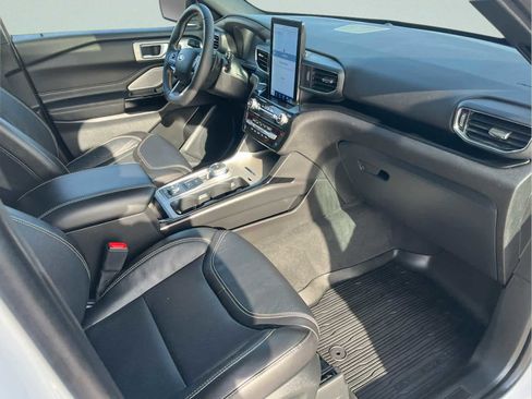 Used 2023 Ford Explorer ST w/ Equipment Group 401A image 13