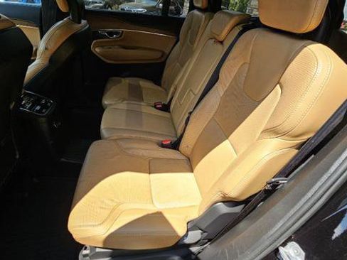 Used 2017 Volvo XC90 T8 Inscription AWD/4WD image 38