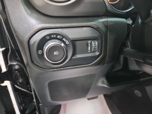 Used 2023 Jeep Wrangler Sport AWD/4WD image 22