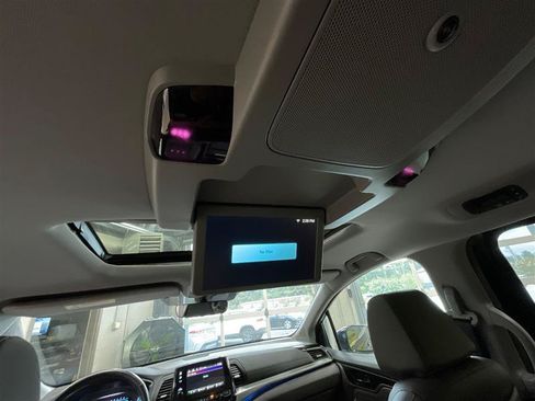 Used 2020 Honda Odyssey Elite image 25