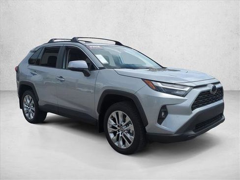 Used 2025 Toyota RAV4 XLE Premium image 3