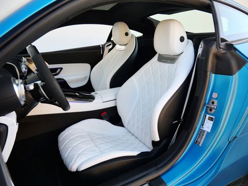 Used 2024 Mercedes-Benz AMG GT 63 image 26