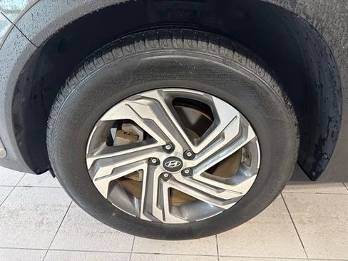 Used 2023 Hyundai Santa Fe SE FWD image 10