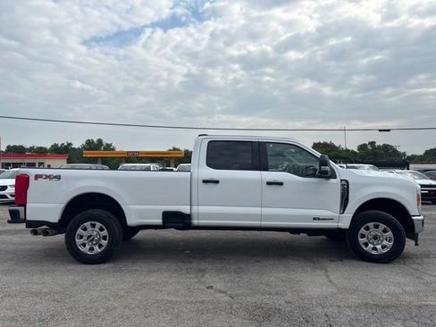 Used 2023 Ford F350 XLT w/ FX4 Off-Road Package AWD/4WD image 5