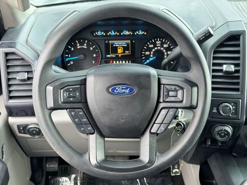 Used 2017 Ford F150 XL w/ Equipment Group 101A Mid image 23
