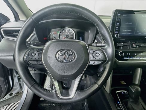 Used 2022 Toyota Corolla Cross LE FWD image 15