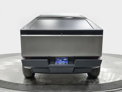 Used 2025 Tesla Cybertruck AWD Crew Cab image 5