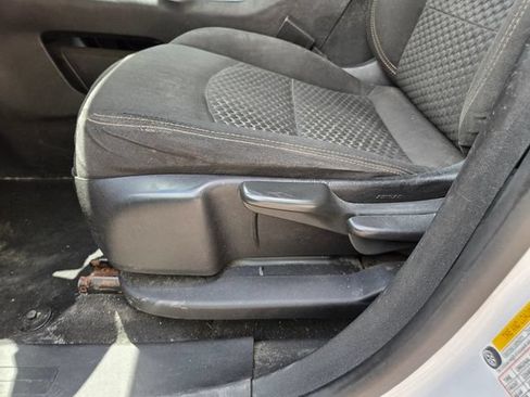Used 2019 GMC Terrain SLE FWD image 13