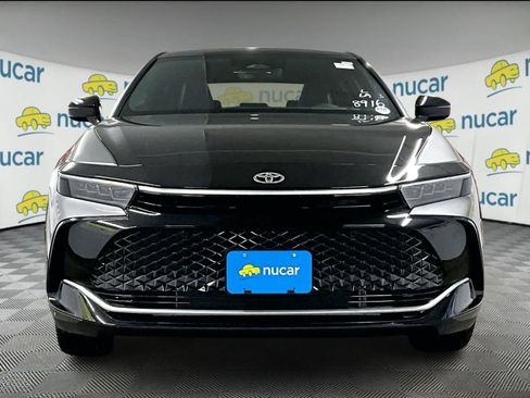 New 2026 Toyota Crown Platinum AWD/4WD image 3