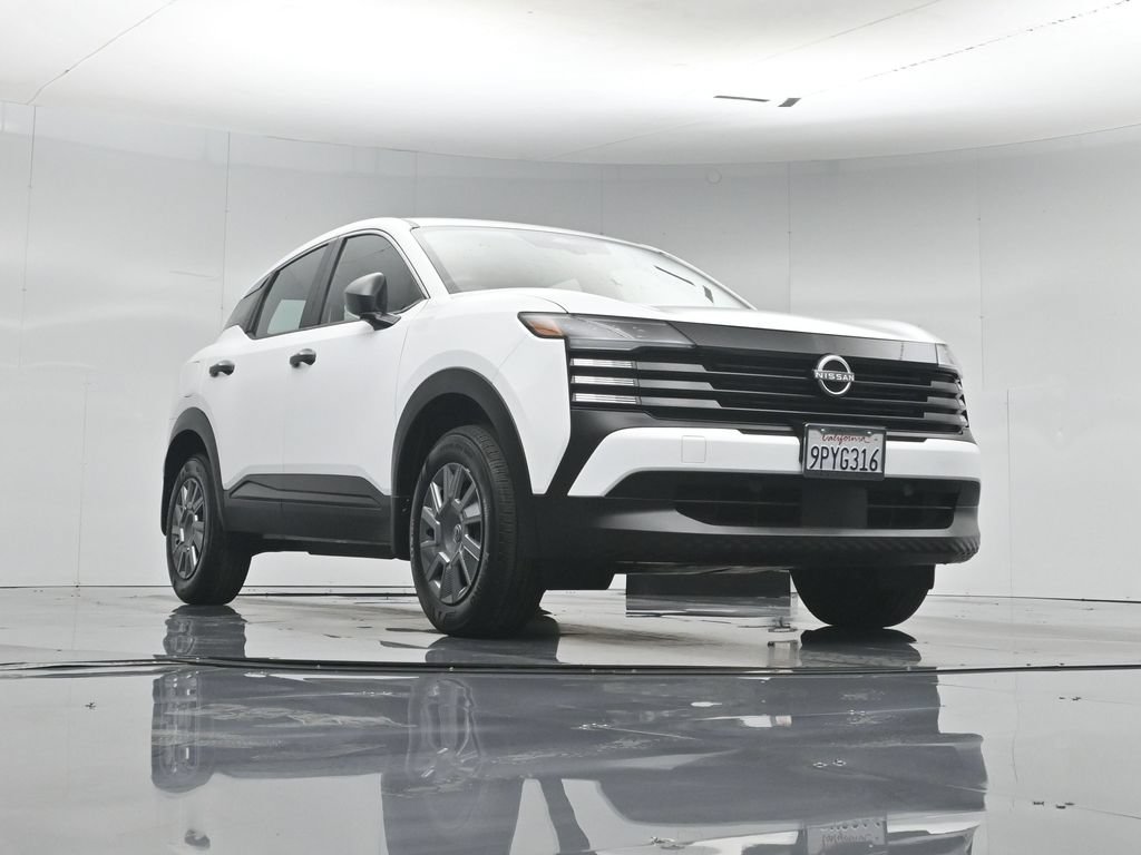 Used 2025 Nissan Kicks S FWD image 44
