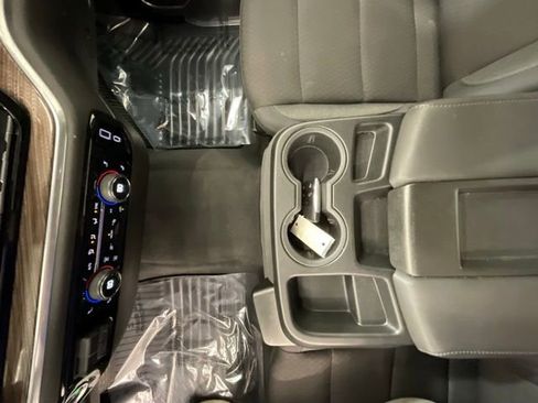 Used 2025 Chevrolet Silverado 2500 LT w/ Convenience Package AWD/4WD image 21