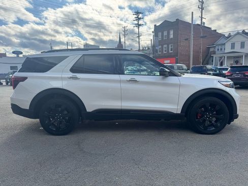 Used 2023 Ford Explorer ST w/ Equipment Group 401A image 6