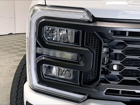 Used 2024 Ford F250 Lariat w/ Lariat Ultimate Package image 28