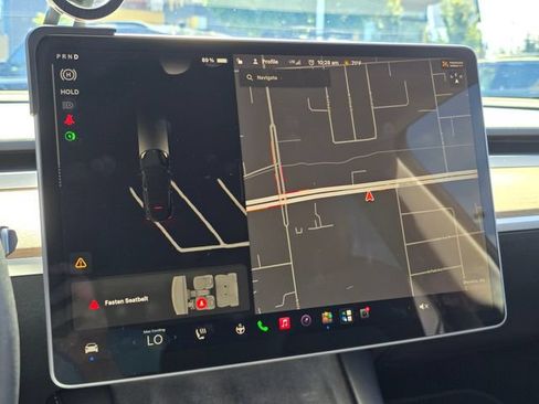 Used 2022 Tesla Model Y Performance AWD/4WD image 29