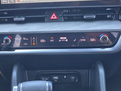 Used 2025 Kia Sportage X-Line image 14