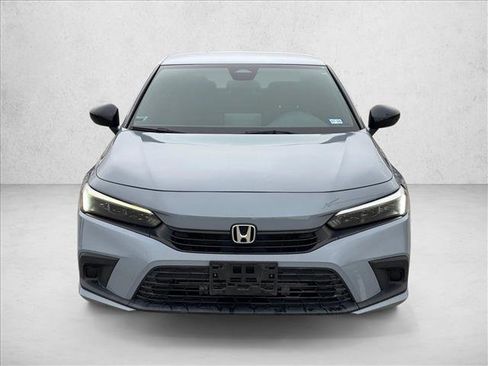 Used 2022 Honda Civic Sport image 2