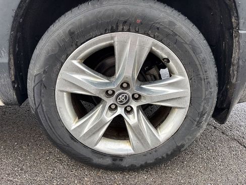 Used 2018 Toyota Highlander Limited image 7