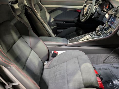 Certified 2023 Porsche 718 Cayman GT4 RWD image 25