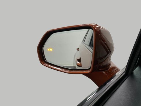 Used 2019 Cadillac XT4 Sport image 21