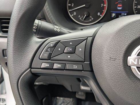 Used 2025 Nissan Sentra S FWD image 16