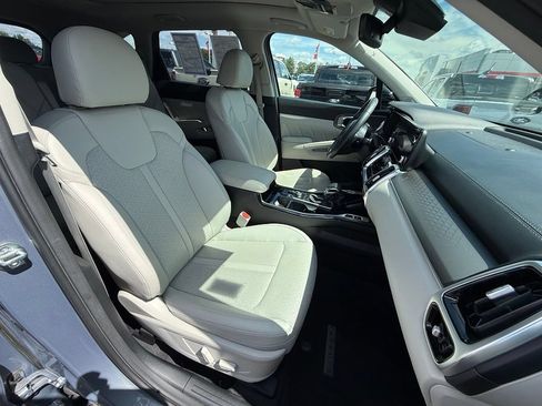 Used 2023 Kia Sorento SX FWD image 25