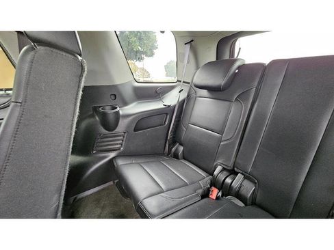Used 2015 GMC Yukon SLT image 23