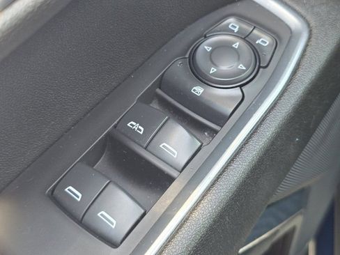 Used 2023 Chevrolet Silverado 1500 LT AWD/4WD image 25