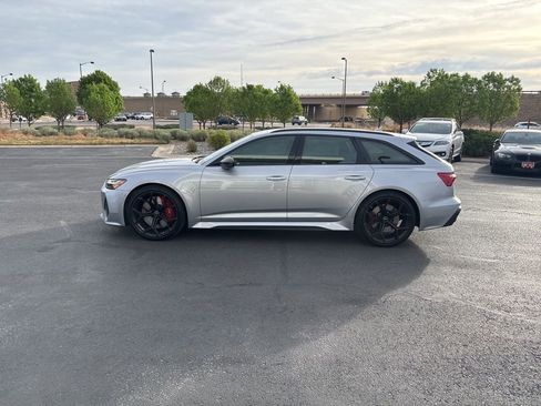 Used 2024 Audi RS 6 performance image 2