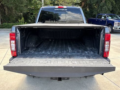 Used 2022 Ford F250 XLT w/ Black Appearance Package AWD/4WD image 30