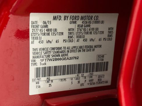 Used 2016 Ford F250 XLT w/ XLT Premium Package AWD/4WD image 14