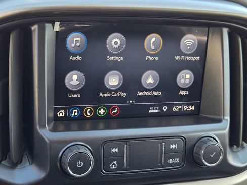 Used 2022 Chevrolet Colorado Z71 w/ Z71 Midnight Edition AWD/4WD image 18