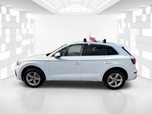 Used 2021 Audi Q5 2.0T Premium w/ Convenience Package AWD/4WD image 4