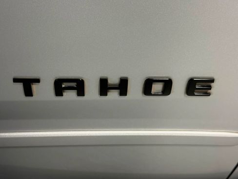 Used 2018 Chevrolet Tahoe Premier AWD/4WD image 47