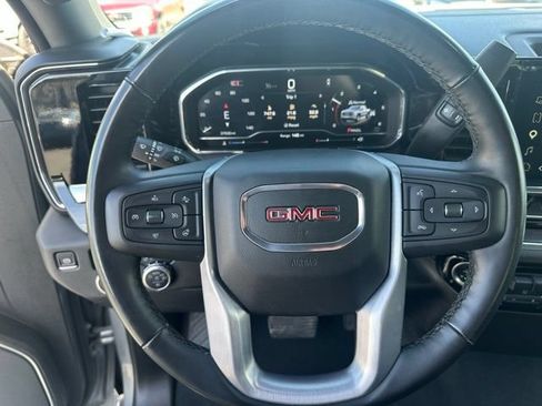 Used 2025 GMC Sierra 1500 SLT AWD/4WD image 19