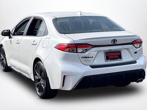 New 2026 Toyota Corolla SE image 3