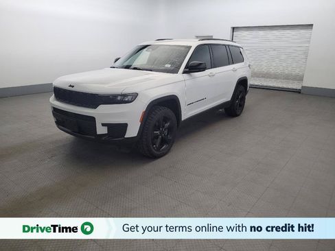 Used 2023 Jeep Grand Cherokee L Laredo AWD/4WD image 1