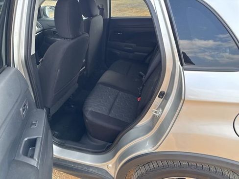 Used 2020 Mitsubishi Outlander Sport ES image 10