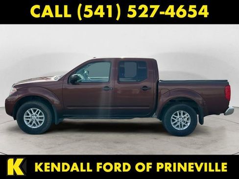 Used 2017 Nissan Frontier SV w/ Moonroof Package AWD/4WD image 2