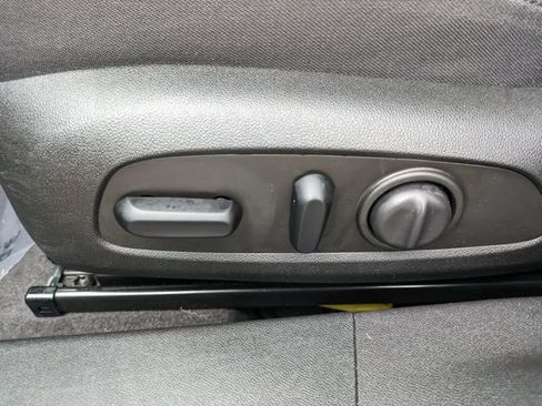 Used 2023 Chevrolet Malibu LT FWD image 19