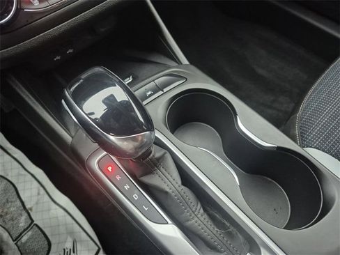 Certified 2024 Buick Envista Preferred w/ Convenience I Package image 15