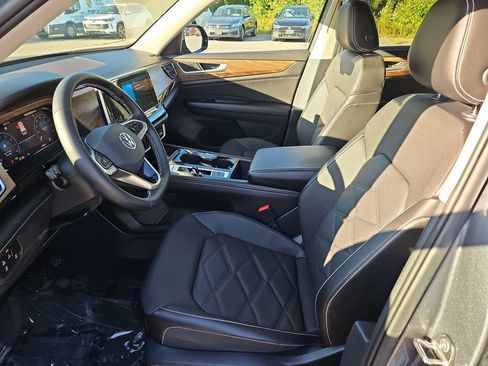 Certified 2024 Volkswagen Atlas SE AWD/4WD image 32