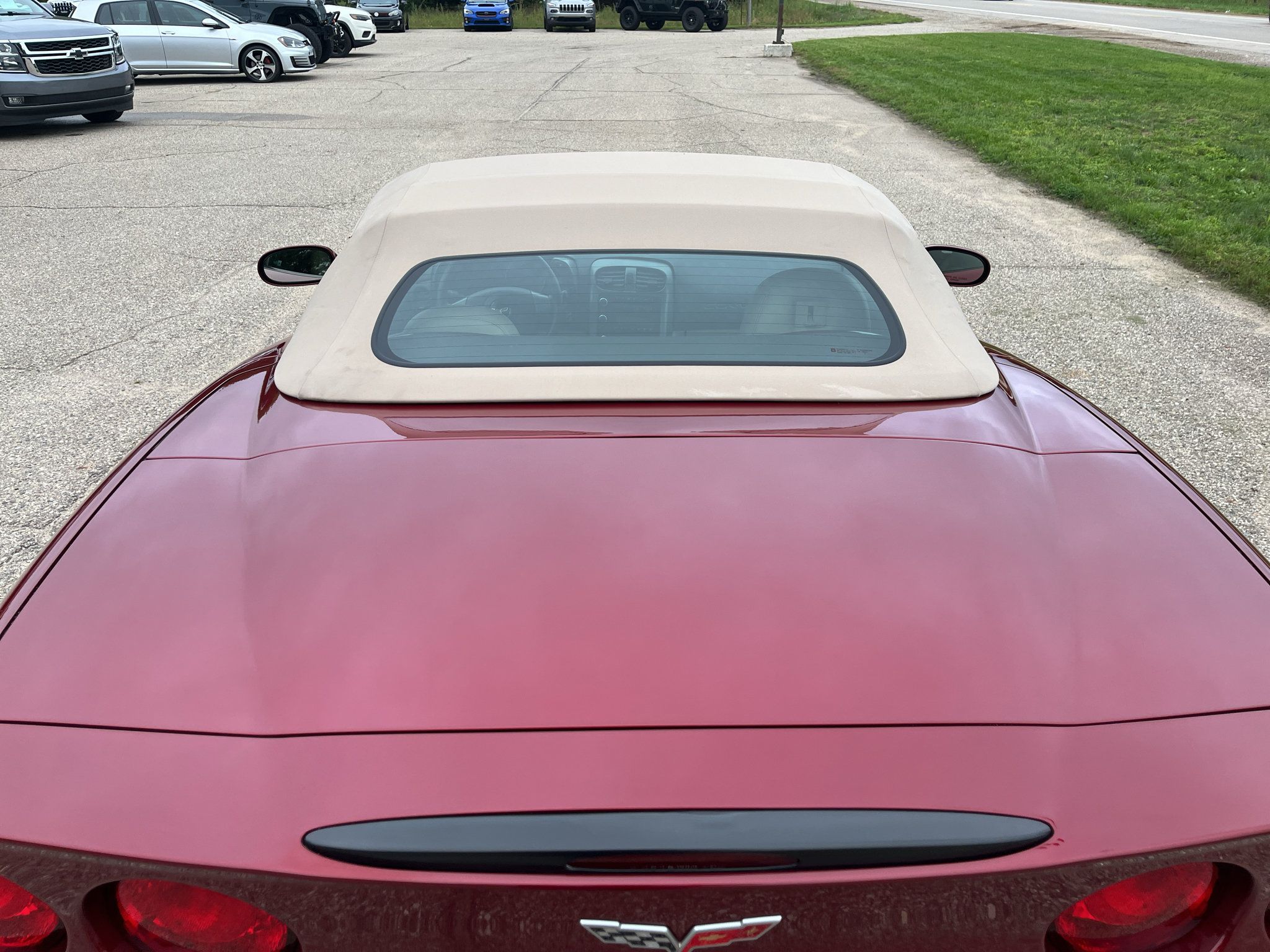 Used 2006 Chevrolet Corvette Convertible w/ Performance Package RWD image 10