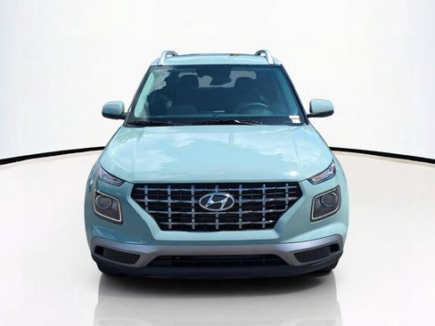 New 2026 Hyundai Venue SEL FWD image 3