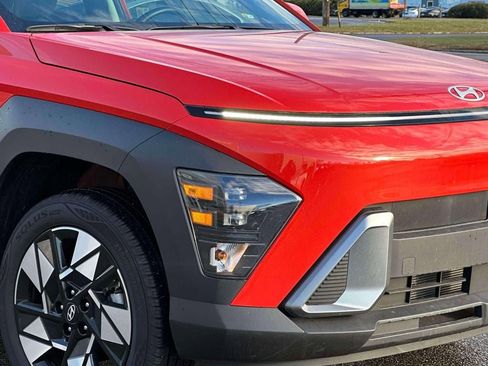 Used 2025 Hyundai Kona SEL image 8