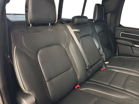 Used 2022 RAM 1500 Laramie w/ Sport Appearance Package AWD/4WD image 18