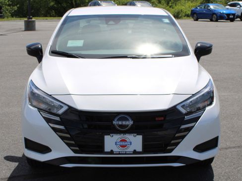 Used 2025 Nissan Versa SR w/ Trunk Package FWD image 3