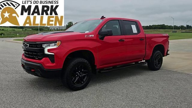 Used 2023 Chevrolet Silverado 1500 LT Trail Boss w/ Protection Package AWD/4WD image 4