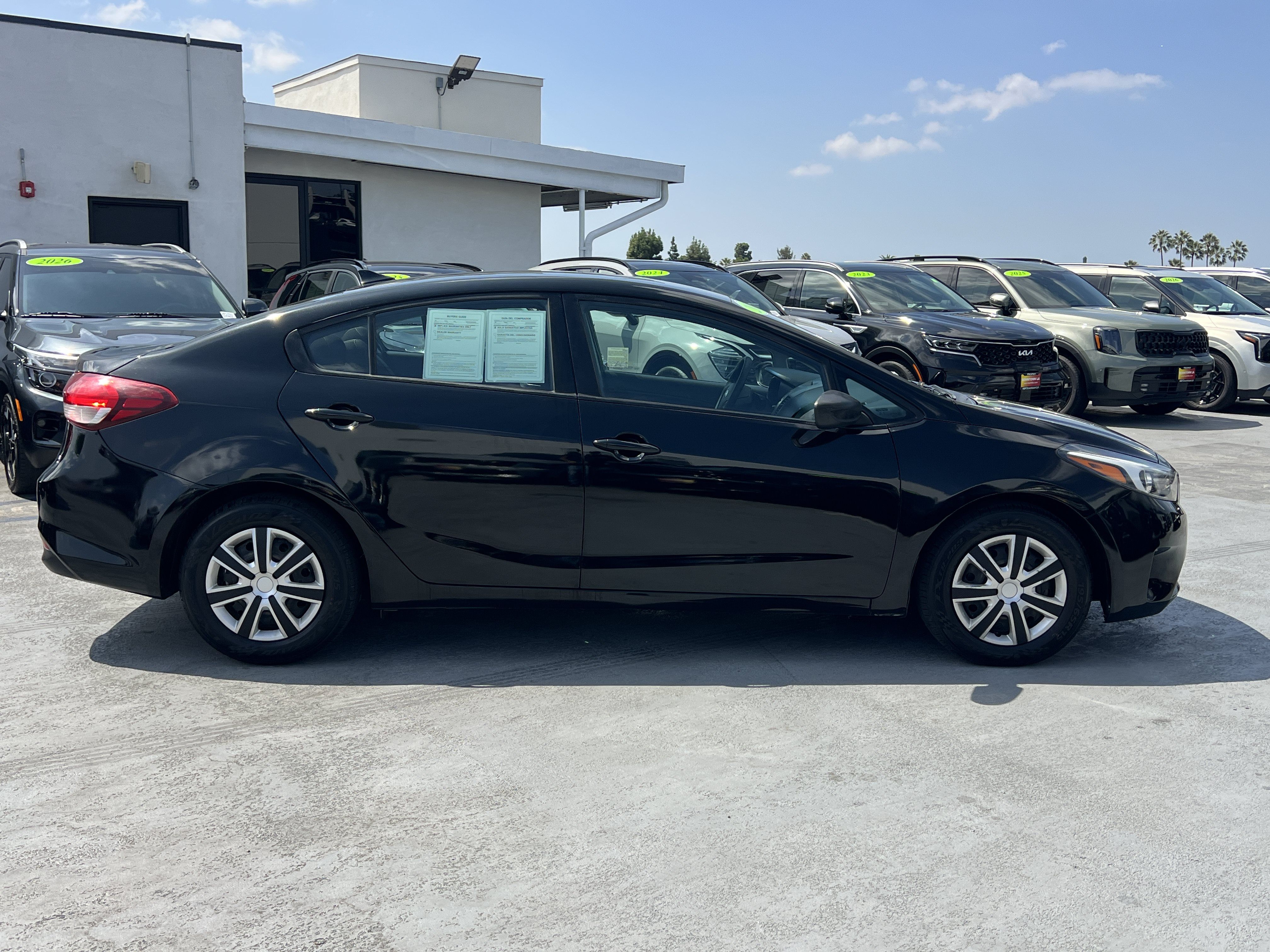 Used 2017 Kia Forte LX FWD image 9